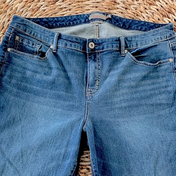 Torrid Vintage Stretch Mid Rise Slim Bootcut Jean - Picture 10 of 15